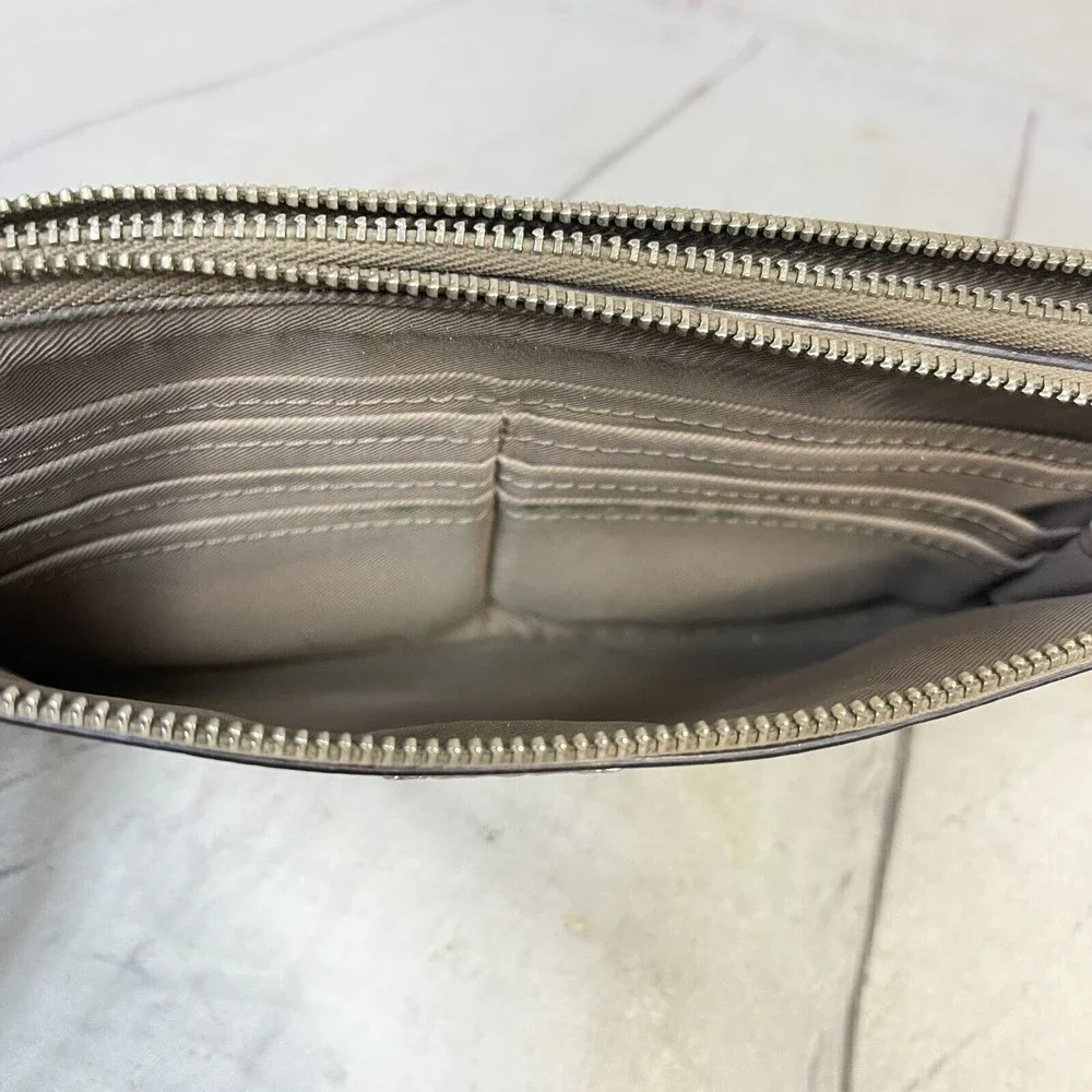 Coach Leather Wristlet Wallet Tan E1777-54052 - Picture 4 of 10